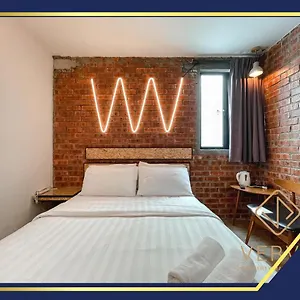 Hotel Brick Box By Verve